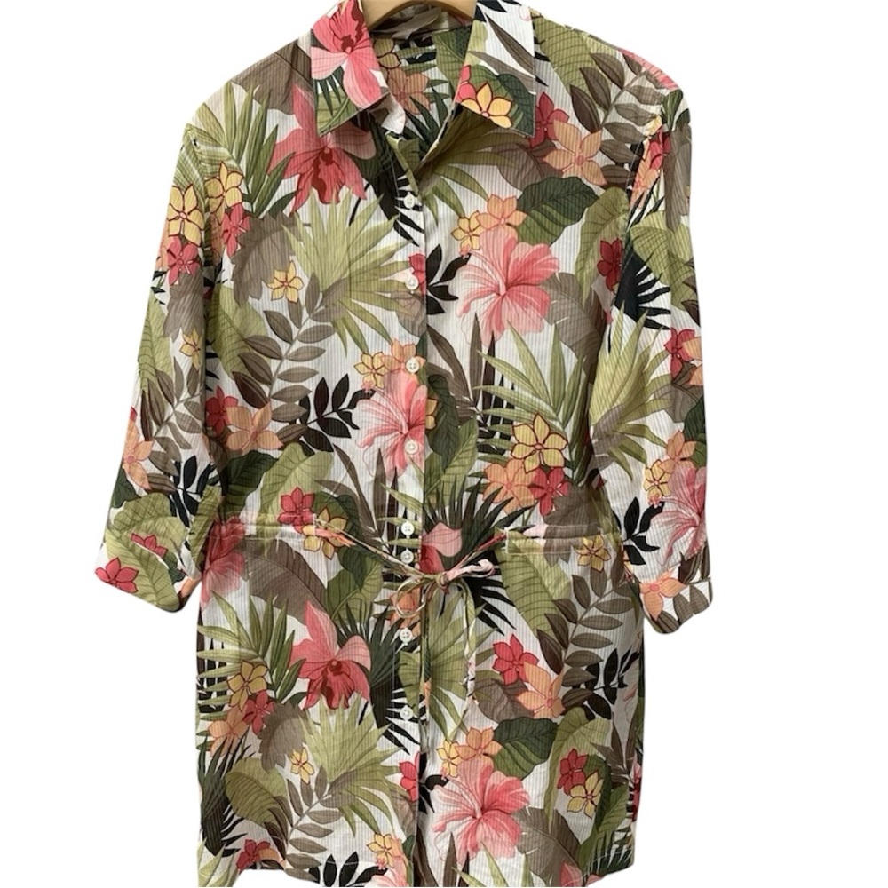 Tommy Bahama Tropical Print Button-Up cover up Shirt size Large
